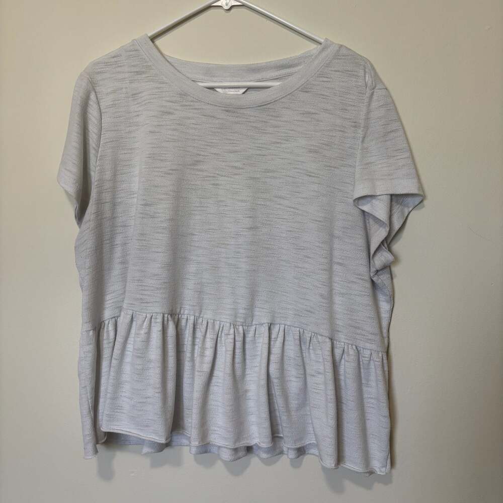 LC Lauren Conrad Women's Heather Gray Short Sleeve Peplum Babydoll Top - Picture 2 of 3